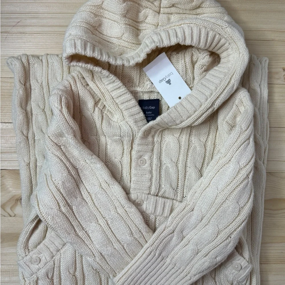 Baby Gap Sweater Sack. New with tags. Size 6-12 Months